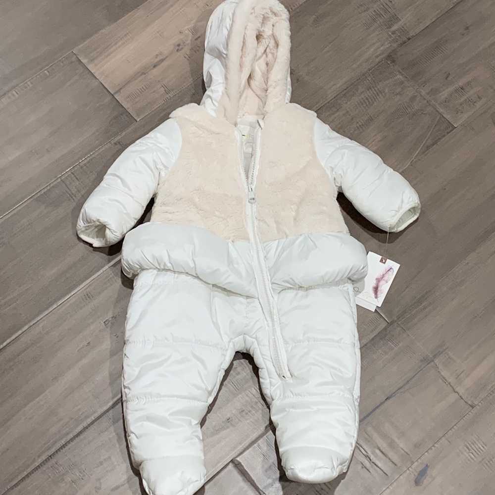 NWT Jessica Simpson Infant Snowsuit